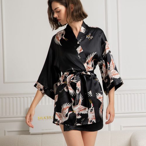 SilkSilky  19Momme Pure Silk 3/4 Sleeve Deep V Neck Women's Robe Black 001