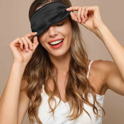 SilkSilky  19Momme Pure Silk Eye Mask Black 001